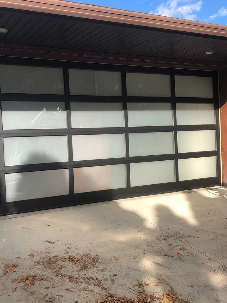 glass-door-with-black-framing